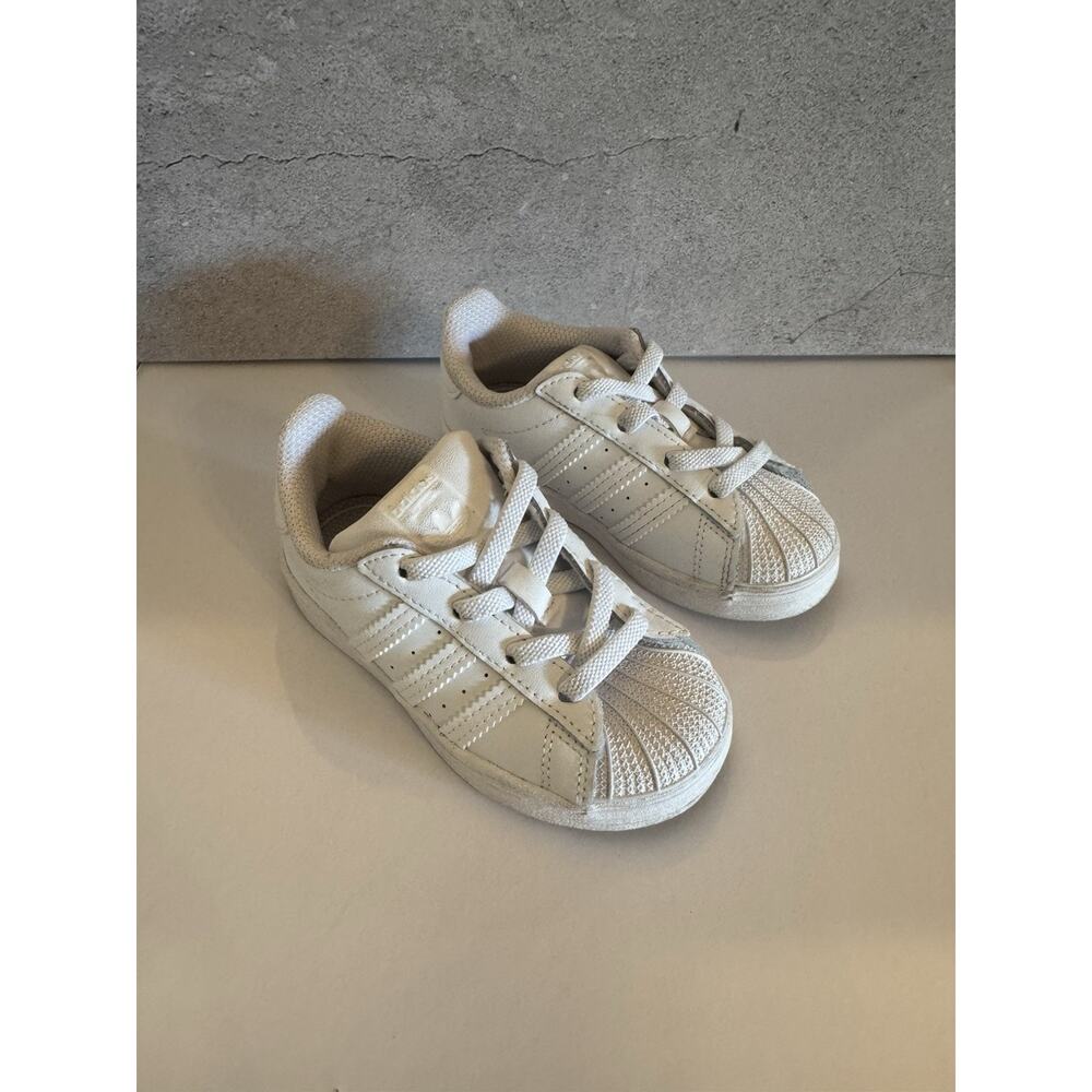 Boys Adidas White Shoes Size 7 K